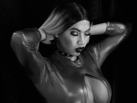 adult webcam model CaraDavid