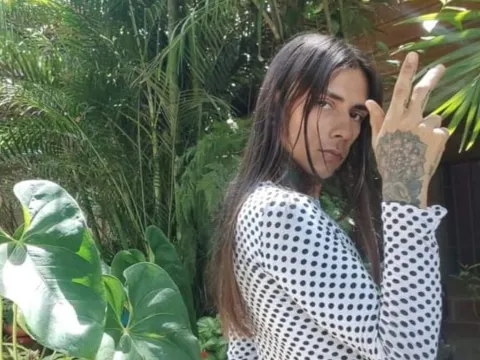 pussy licking model GraceHudsson