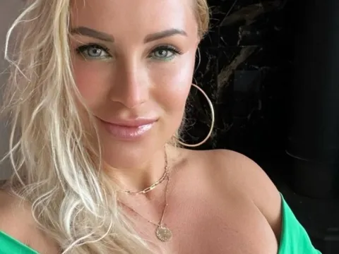 Click here for SEX WITH JessicaDiesel