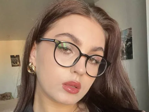 Click here for SEX WITH KiraBlakes