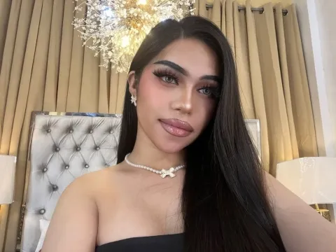 Have a live chat with webcam model MartinaFamurri