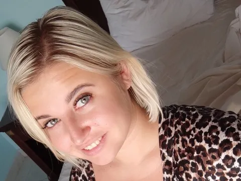 live sex video chat model OliviaHiltom