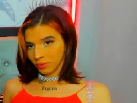 jasmin webcam model RavenCastellana