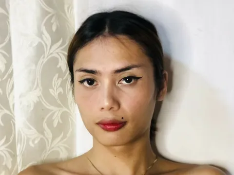Have a live chat with webcam model RhianShovela